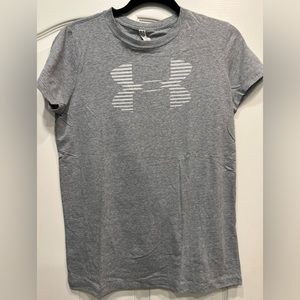 Under Armor T-shirt 🎉